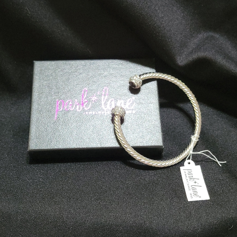 NIB Park Lane silver twist bracelet with black gems and crystals